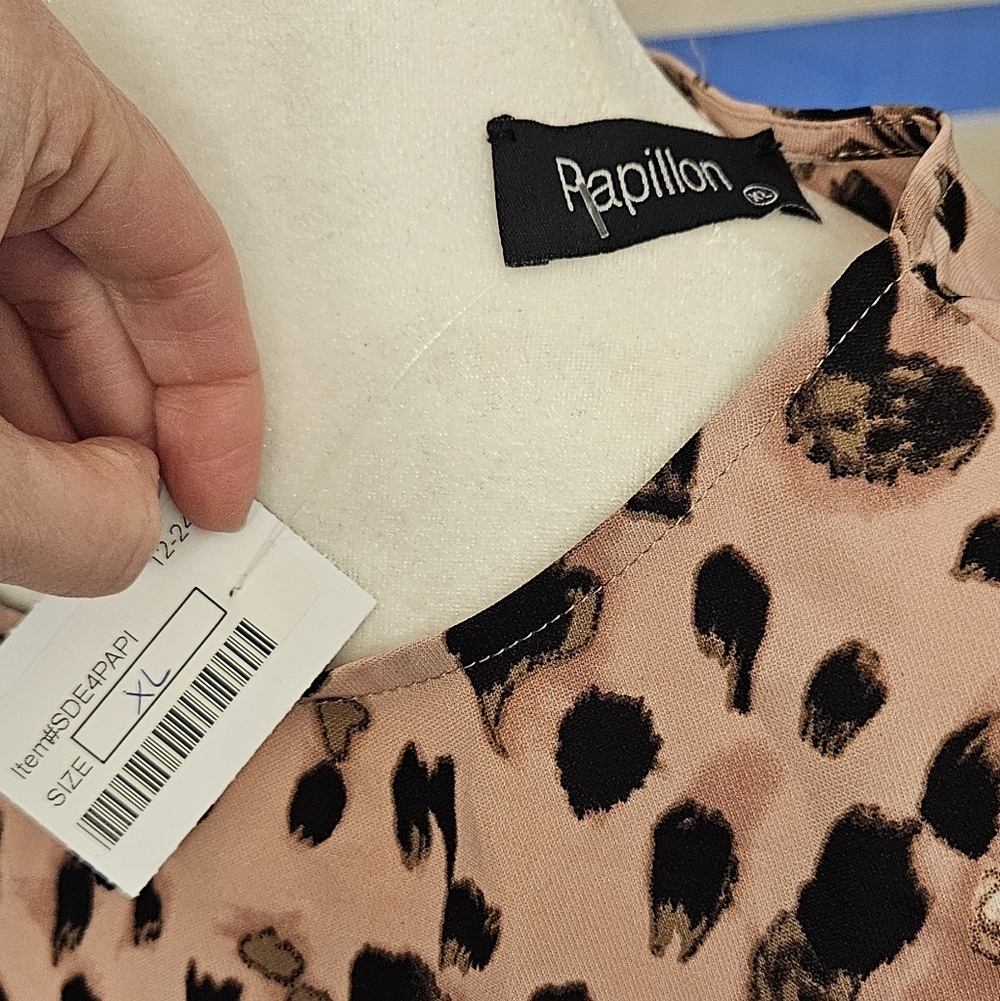 Papillon Leopard Print Pink Blouse - Picture 6 of 6